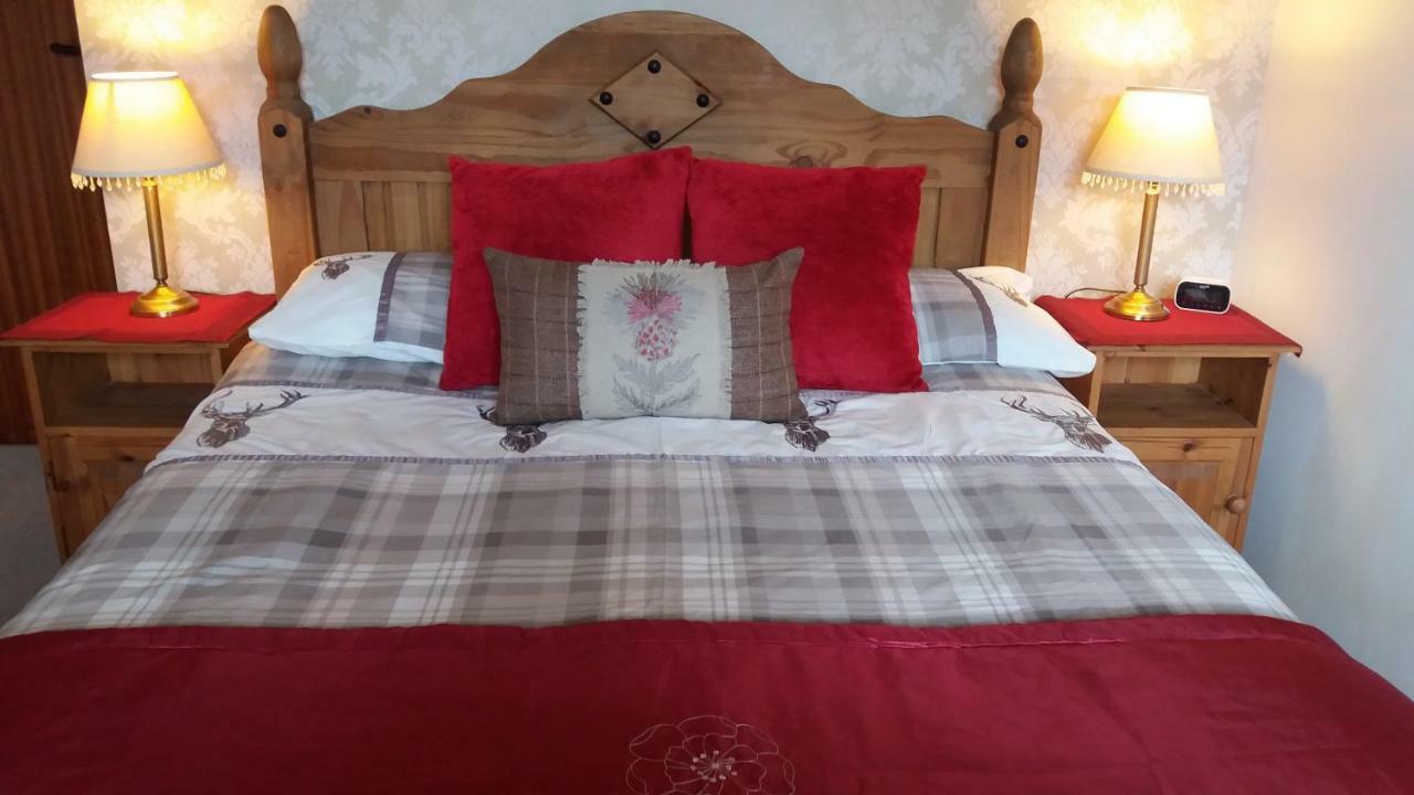 Toads Croak Bed & Breakfast Inverness Exterior photo